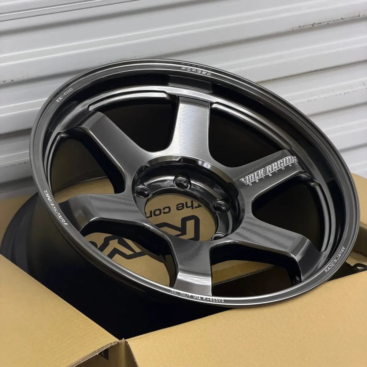Volk Racing Te37 Ultra Large / Shining Black Metal (Hm) | 18X9 | 6X139.7 | +15Mm Offset (Set Of 4) 2