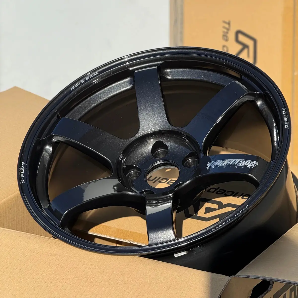 Volk Racing Te37 Saga S-Plus / Diamond Dark Gunmetal | 18X9.5 | 5X114.3 | +22Mm Offset 2