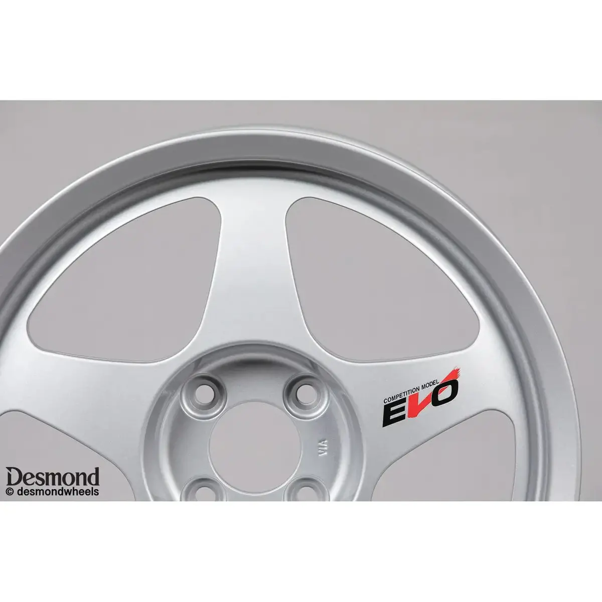 Desmond Regamaster / Matte Silver | 16X8 | 4X100 | +35Mm Offset 2
