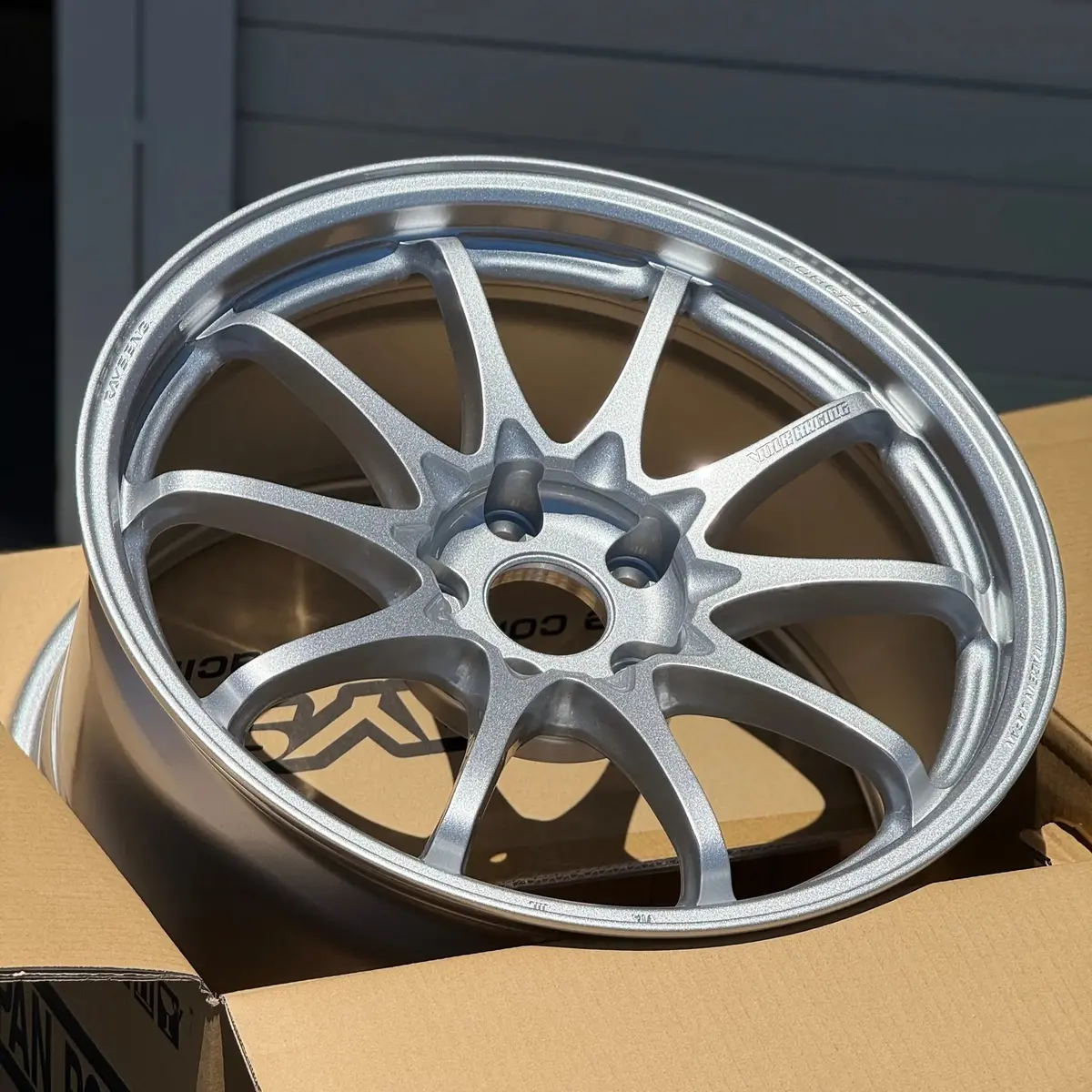 Volk Racing Ce28n-Plus / Diamond Silver | 18X9.5 | 5X114.3 | +38Mm Offset 1