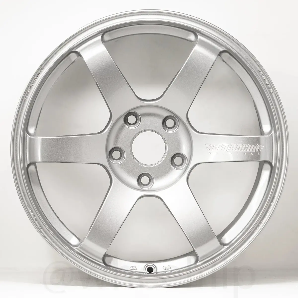 Volk Racing Te37 Saga S-Plus / Diamond Silver | 18X10 | 5X114.3 | +35Mm Offset 2