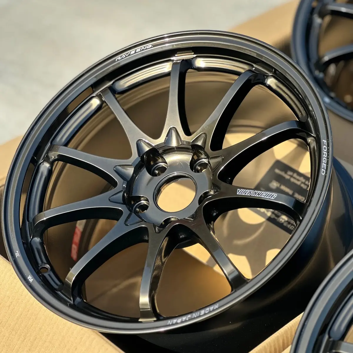 Volk Racing Ce28n-Plus / Shining Bronze Metal | 18X9.5 | 5X114.3 | +38Mm Offset 1