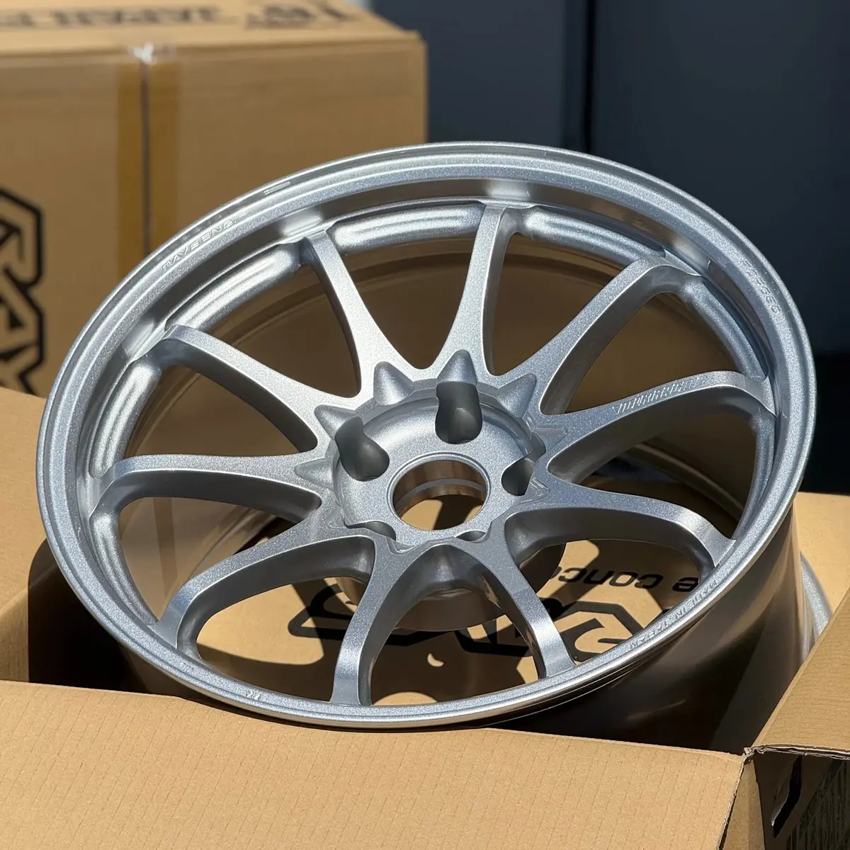 Volk Racing Ce28n-Plus / Diamond Silver | 18X10.5 | 5X114.3 | +22Mm Offset 2
