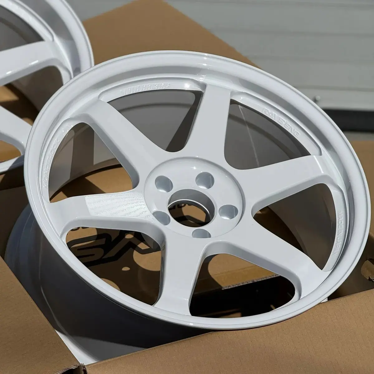 Volk Racing Te37sl / Dash White | 19X9.5 | 19X10.5 | 5X112 | +22Mm | +35Mm Offset 2