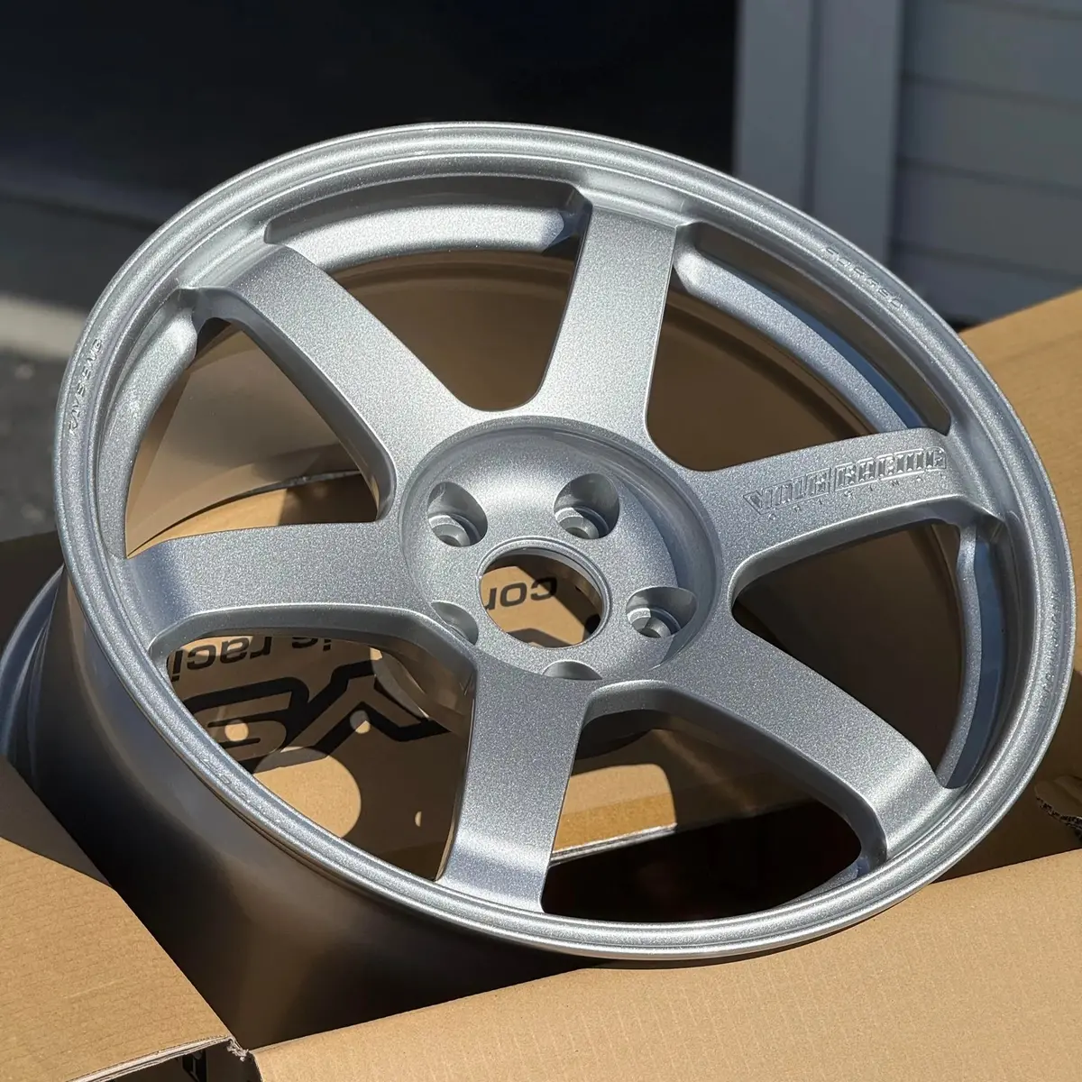 Volk Racing Te37 Saga S-Plus / Diamond Silver | 18X9.5 | 5X114.3 | +38Mm Offset 1