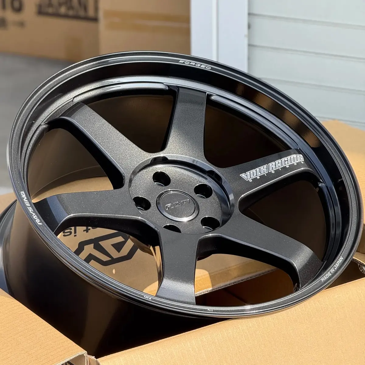 Volk Racing Te37 Ultra M-Spec / Diamond Dark Gunmetal | 20X10 | 5X114.3 | +30Mm Offset 1