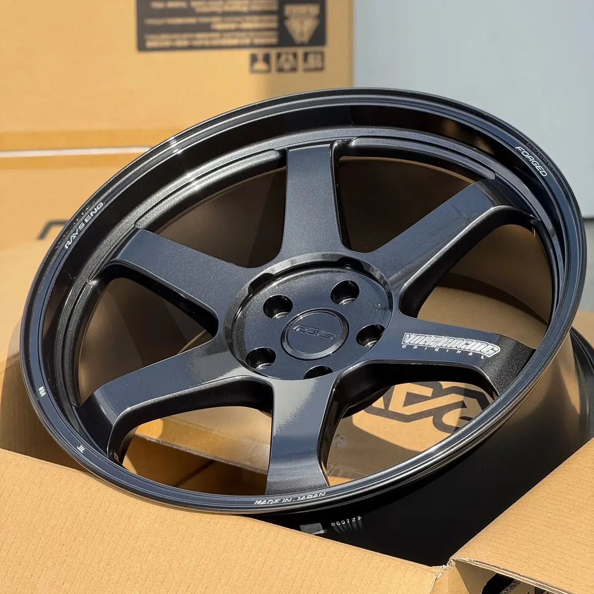 Volk Racing Te37 Ultra M-Spec / Diamond Dark Gunmetal | 20X10 | 5X114.3 | +30Mm Offset 2
