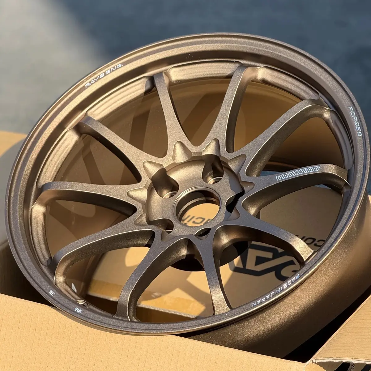 Volk Racing Ce28n-Plus / Bronze | 18X11 | 5X112 | +34Mm Offset 1