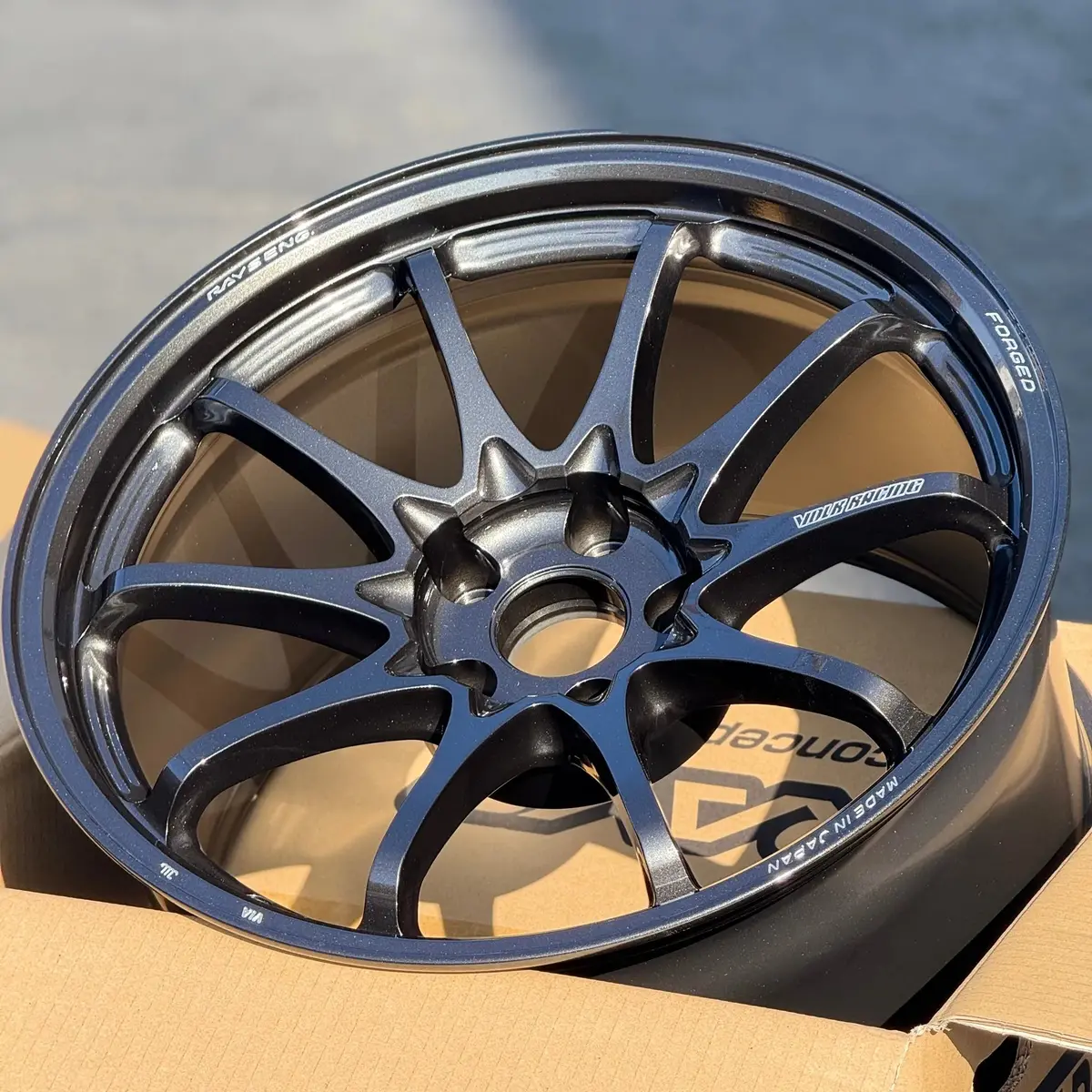 Volk Racing Ce28n-Plus / Diamond Dark Gunmetal | 18X11 | 5X112 | +34Mm Offset 1