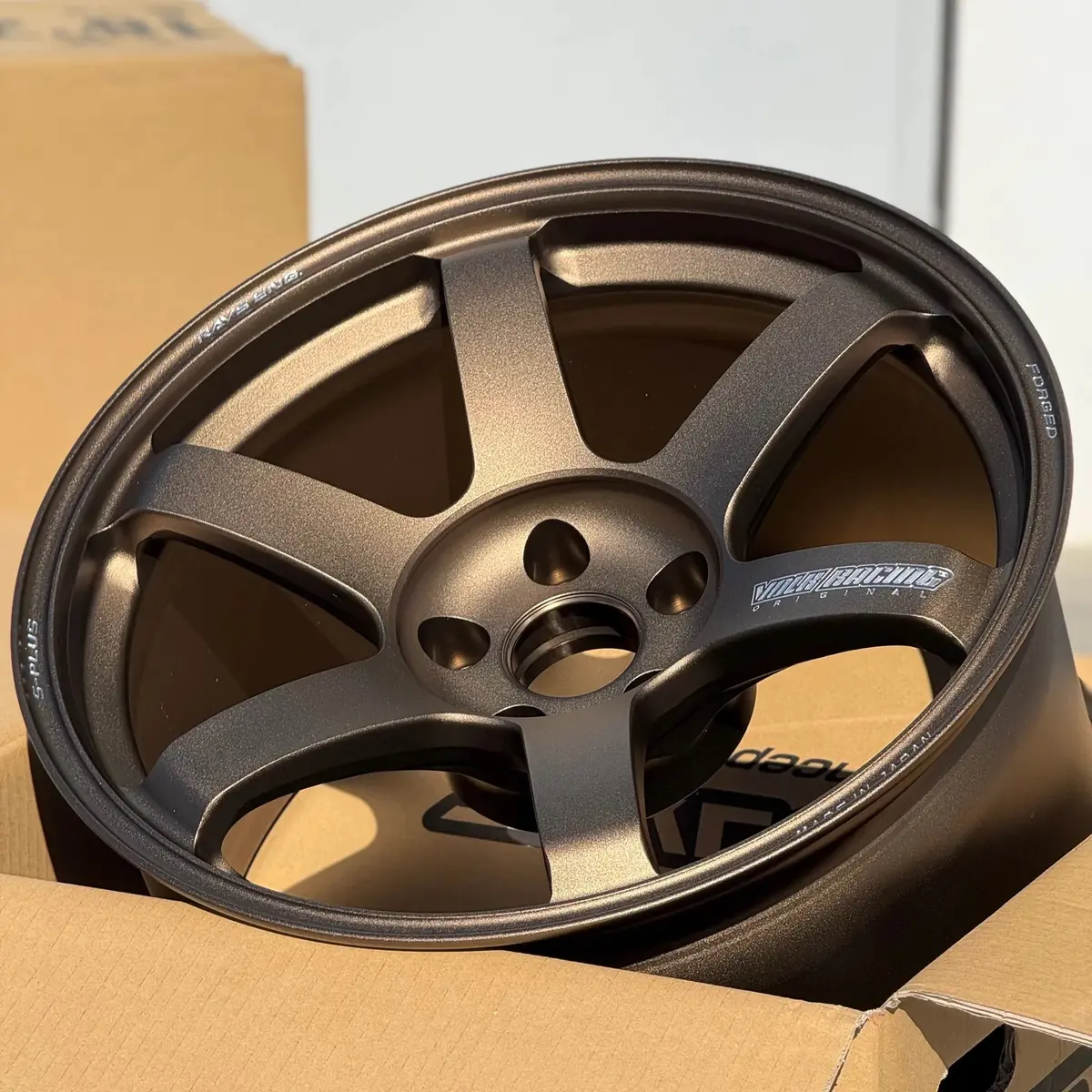 Volk Racing Te37 Saga S-Plus / Bronze | 18X10.5 | 5X114.3 | +15Mm Offset 2