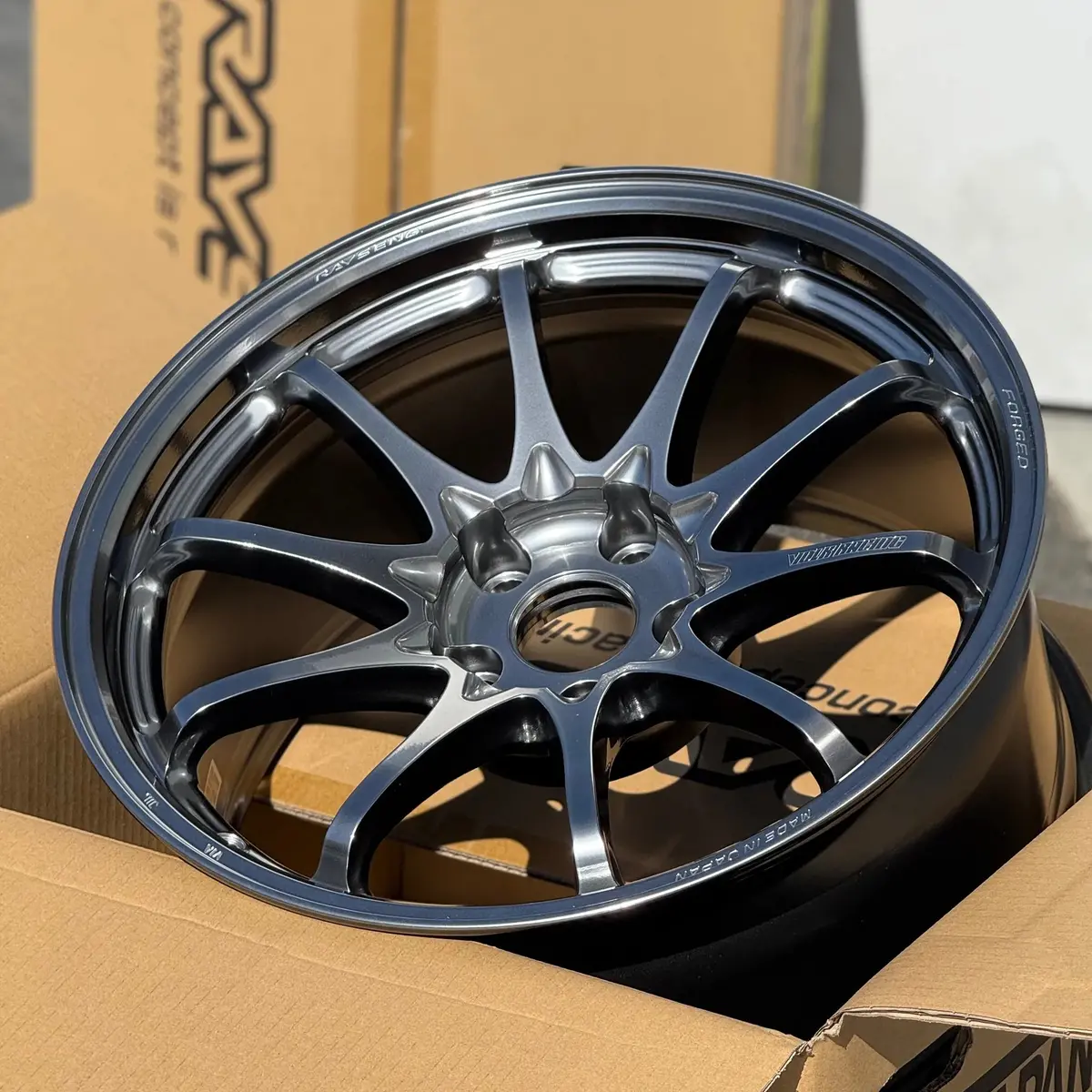 Volk Racing Ce28n-Plus / Shining Light Metal | 18X9.5 | 5X114.3 | +22Mm Offset 1