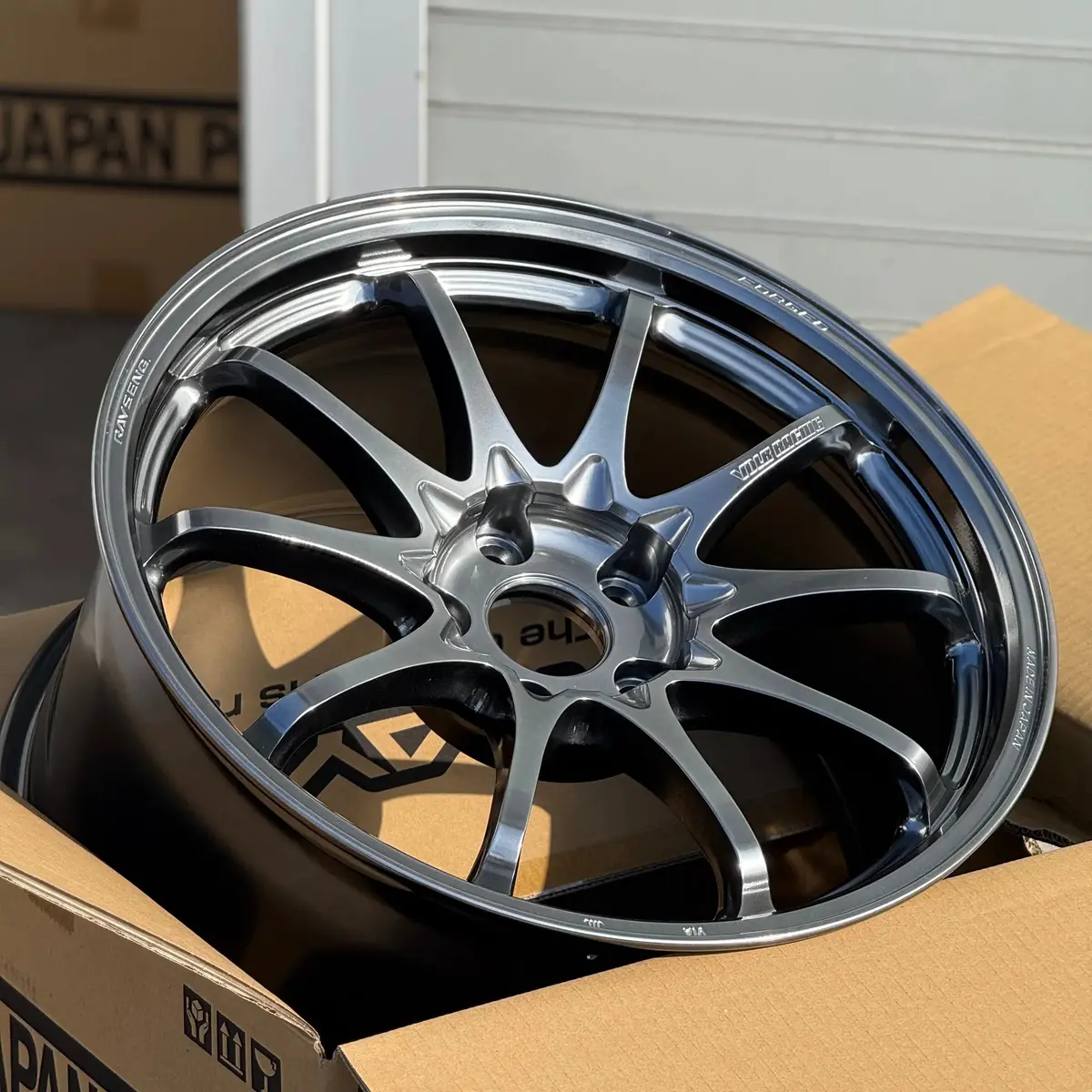 Volk Racing Ce28n-Plus / Shining Light Metal | 18X9.5 | 5X114.3 | +38Mm Offset 1