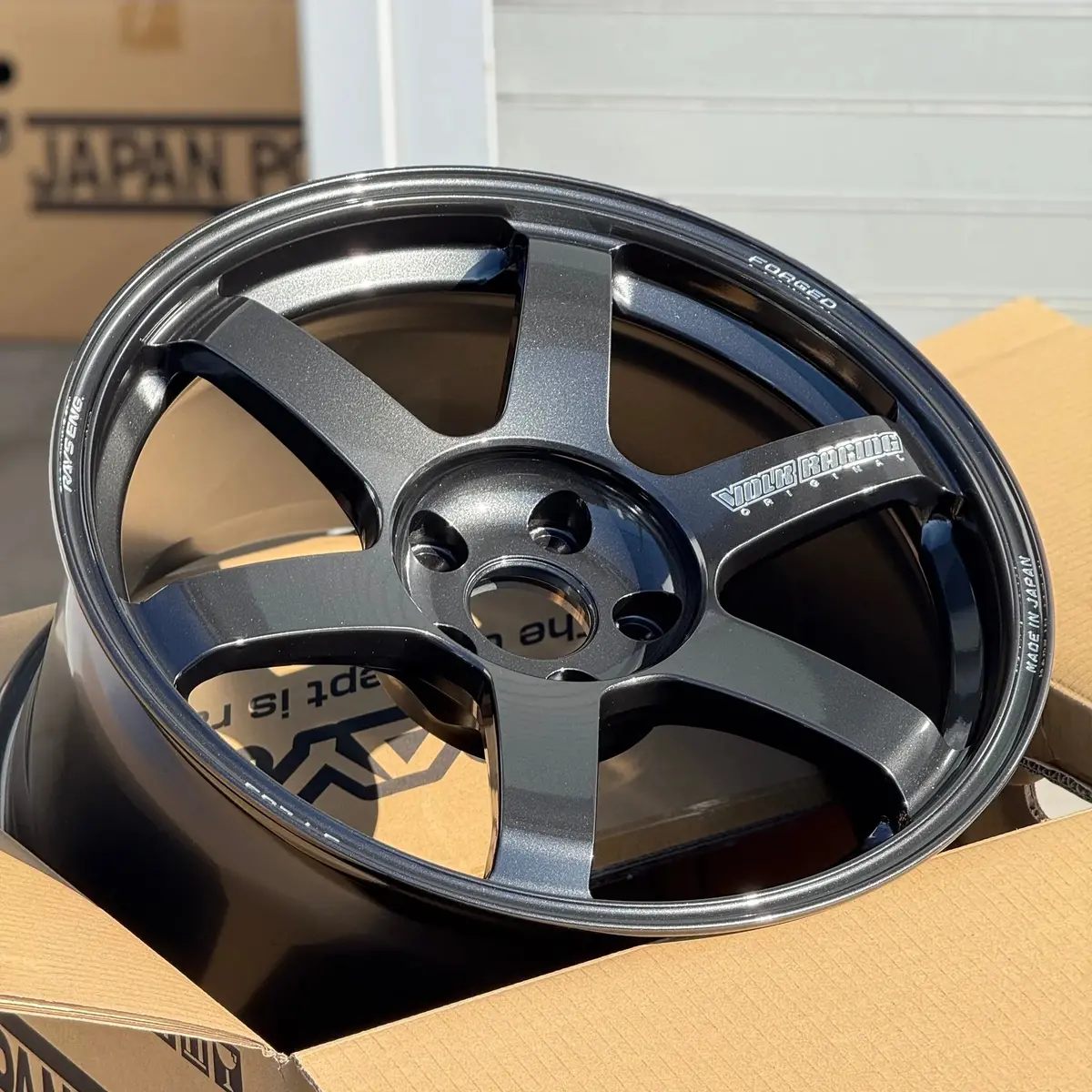 Volk Racing Te37 Saga S-Plus / Diamond Dark Gunmetal | 18X9.5 | 5X114.3 | +38Mm Offset 1