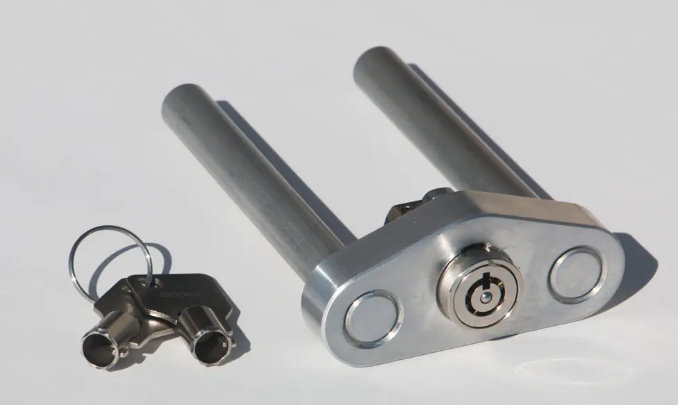 Locking Mechanism W/ Key For Weigh Safe Hitch By Weigh Safe 1