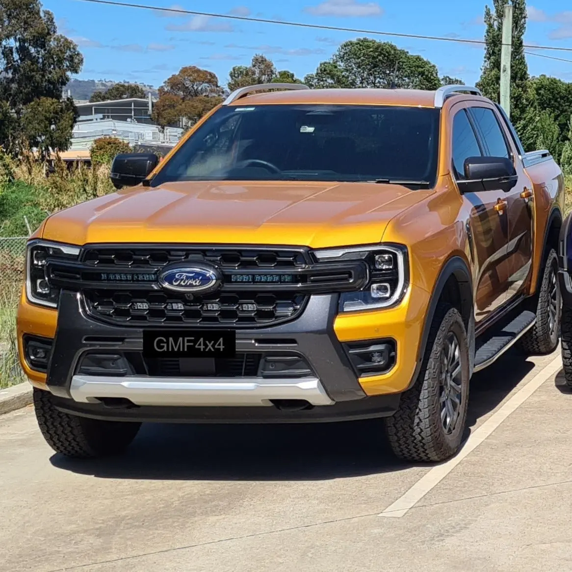 Gmf4x4 3002-Led Ford Ranger Ra 2022+ Grille Dual 10 Inch Led Lightbar Kit 1