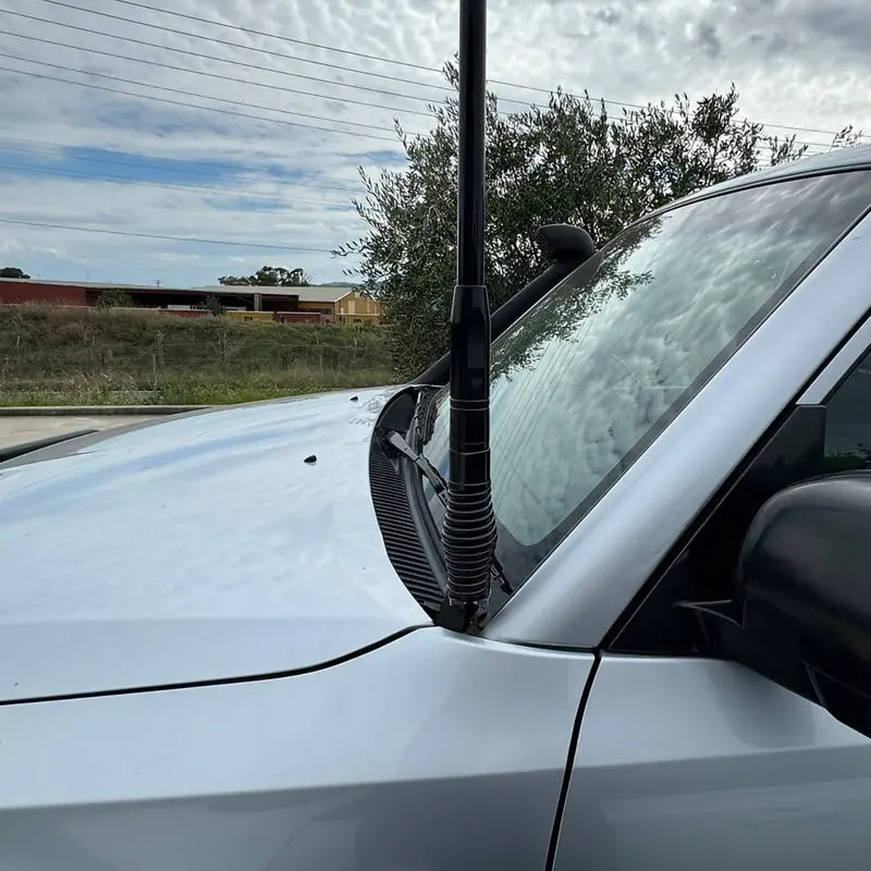 Gmf4x4 Bb-131P (131P-Bb) Bonnet Aerial Uhf Antenna Bracket Suit Mitsubishi Pajero Nx/Nw/Ns/Nt 4Th Gen. 2006 - 2021 (Psg) 1