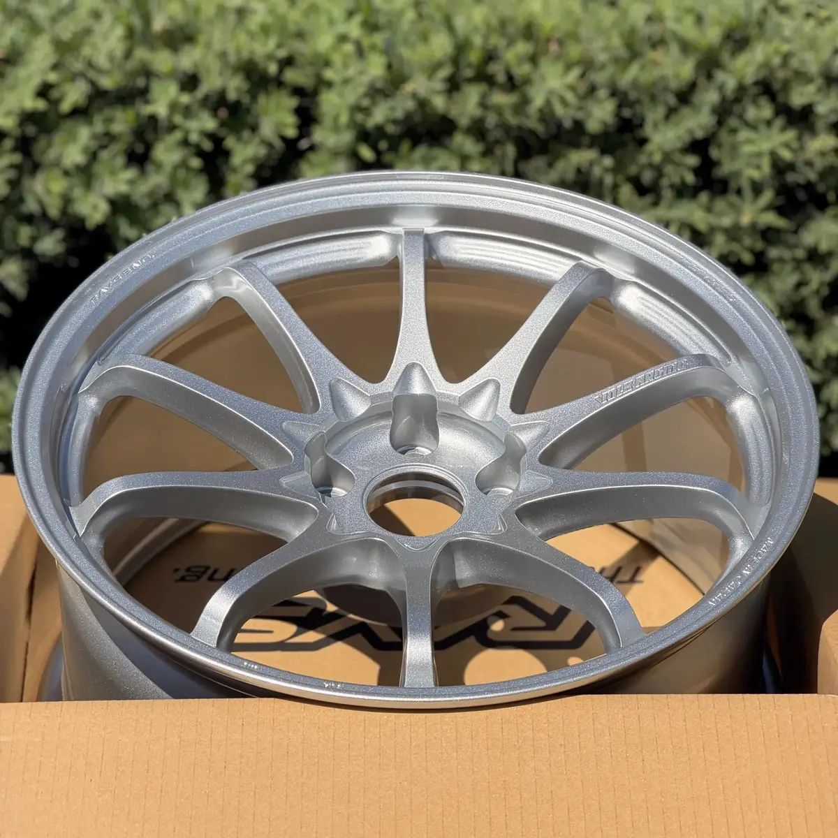 Volk Racing Ce28n-Plus / Diamond Silver | 18X9.5 | 5X114.3 | +22Mm Offset 2