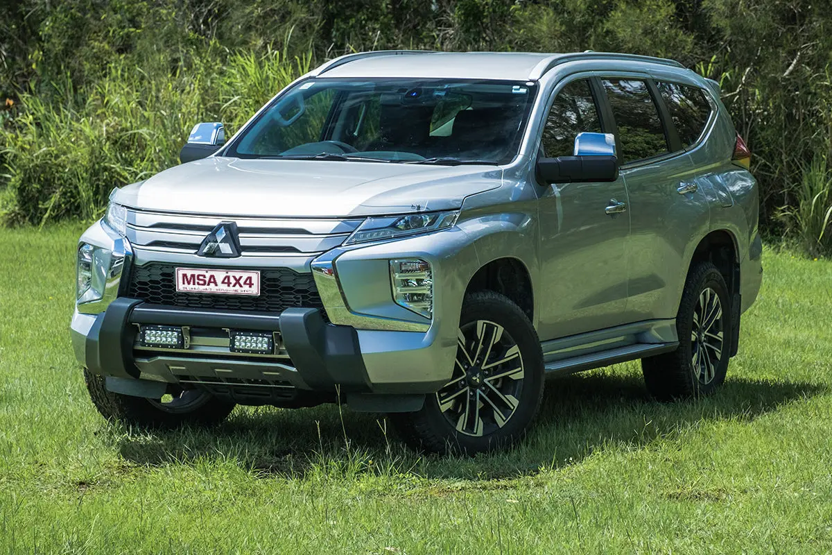 Msa 4X4 Tm1251 Pajero Sport Msa Power Fold™ Towing Mirrors (2015-Current) - Chrome 1