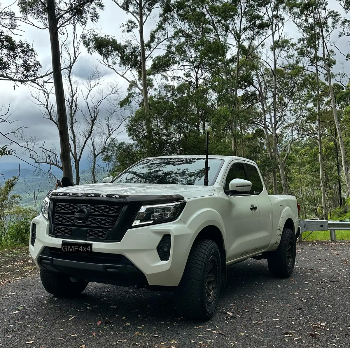 Gmf4x4 002D-St1-Bb Nissan Navara Np300 2015-2022 Driver Side Bonnet Bracket Strut Type 1 1