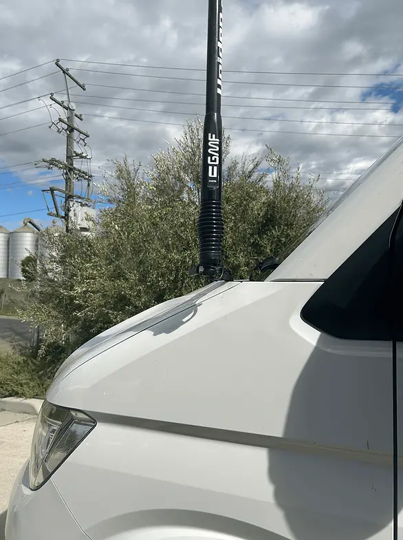 Gmf4x4 Bb-120P (120P-Bb) Uhf Antenna Bonnet Bracket Suit Vw Crafter 2017 - 2023 (Passenger Side) 1