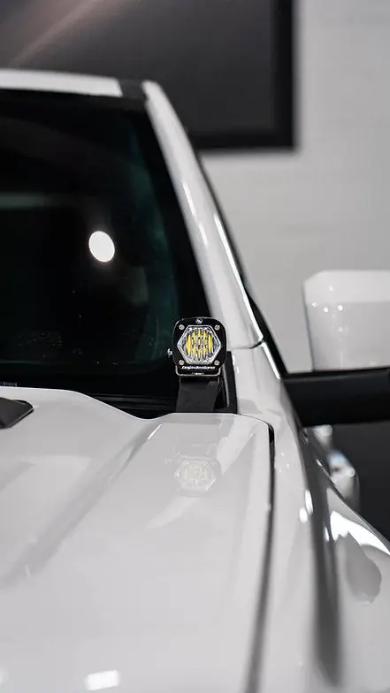 Gmf4x4 Strut-1005 (1005-Strut) Bonnet Strut Kit W/ Psg&Drs Led Bracket Incorporated To Suit Ranger/Everest/Raptor Ra 2023+ 1