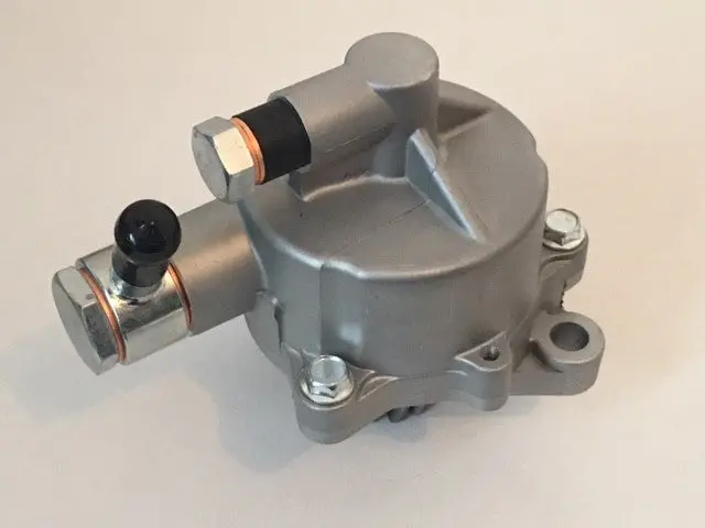 Vacuum Pump For Mitsubishi Pajero Shogun Delica Mk2 2.8Td 4M40 1993-2000 1
