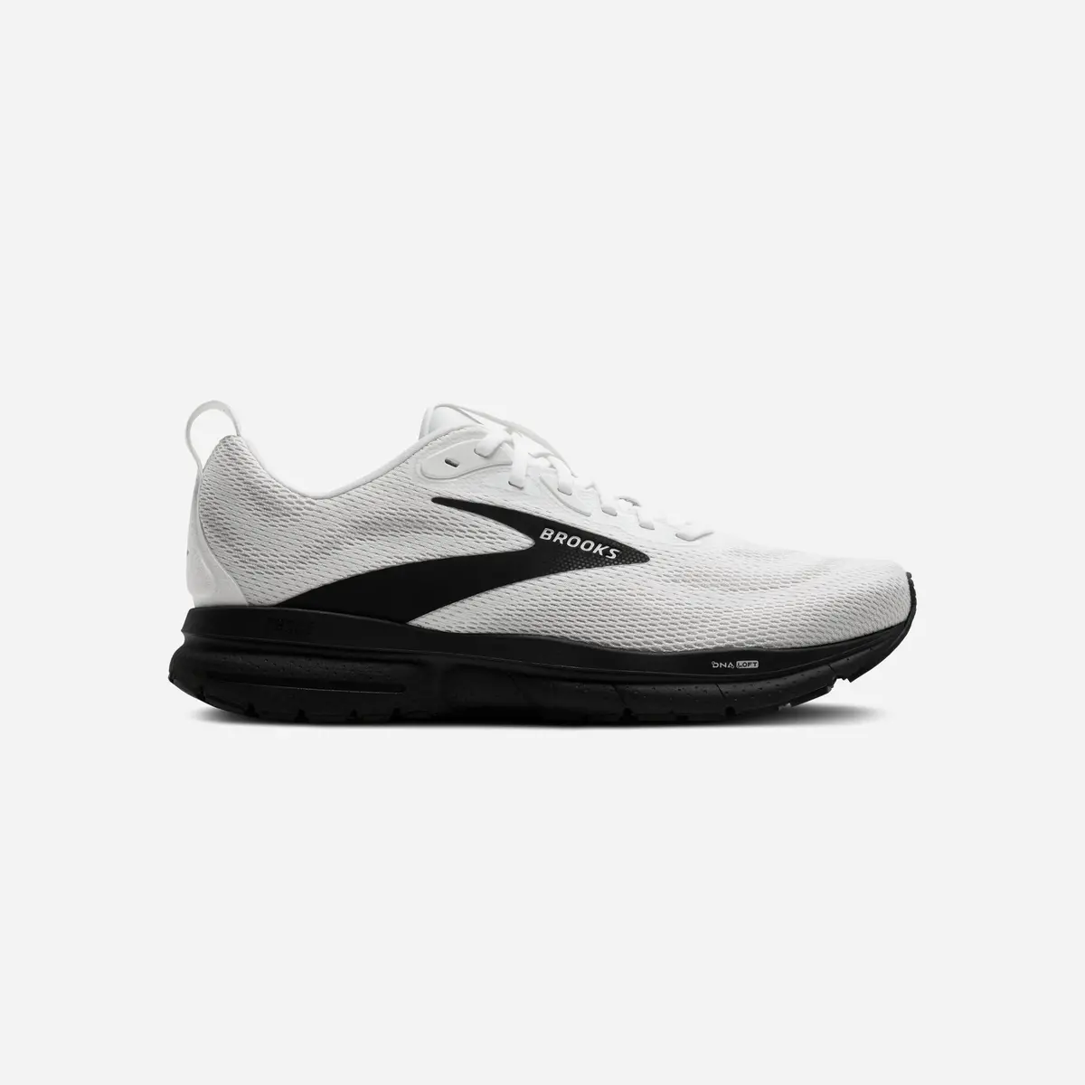 Brooks Trace 4 Bright White Oyster Black 1