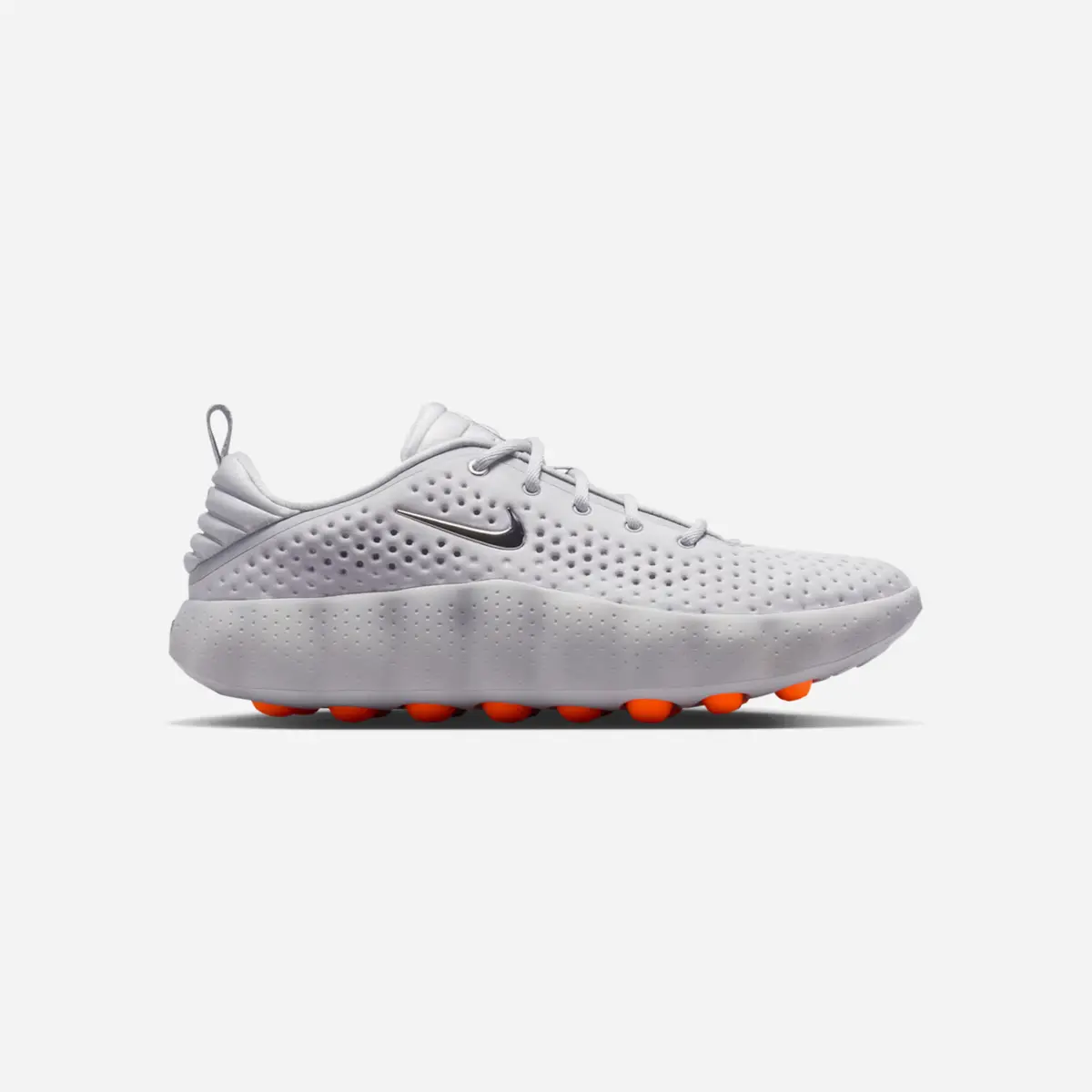 Nike Mind 002 Light Smoke Grey Photon Dust Hyper Crimson Chrome 1